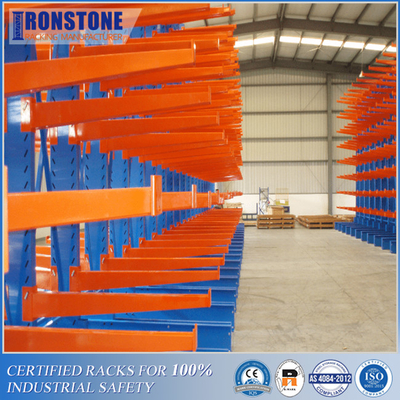 Giá đỡ kim loại Cantilever được thiết kế chuyên nghiệp với cấu trúc bền cho hàng hóa có hình dạng kỳ lạ