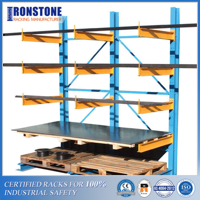 Giá đỡ kim loại Cantilever được thiết kế chuyên nghiệp với cấu trúc bền cho hàng hóa có hình dạng kỳ lạ