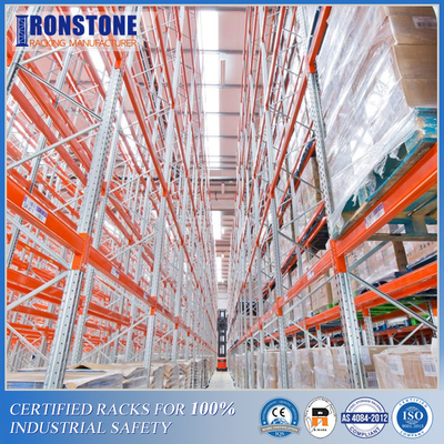 Hệ thống kệ Pallet lối đi rất hẹp được sơn tĩnh điện để lưu trữ nhà kho