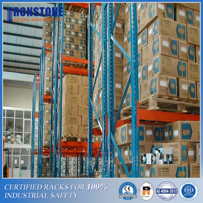 Dễ dàng cài đặt giá đỡ pallet chọn lọc thông thường để lưu trữ sản phẩm được xếp chồng lên nhau